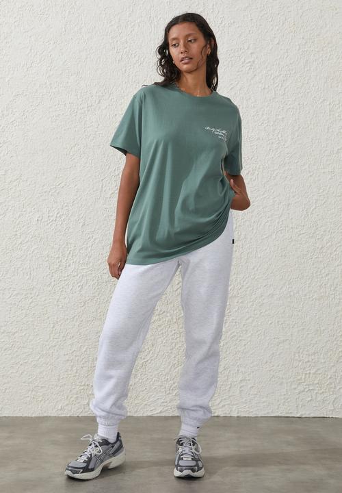 Cotton On - Active graphic T-shirt - sage leaf & wellness