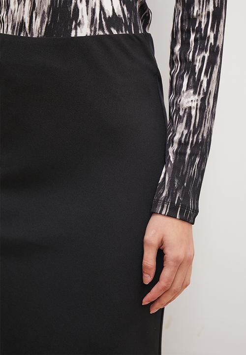 edit - Bias slip maxi - black