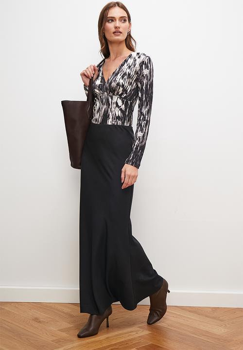 edit - Bias slip maxi - black