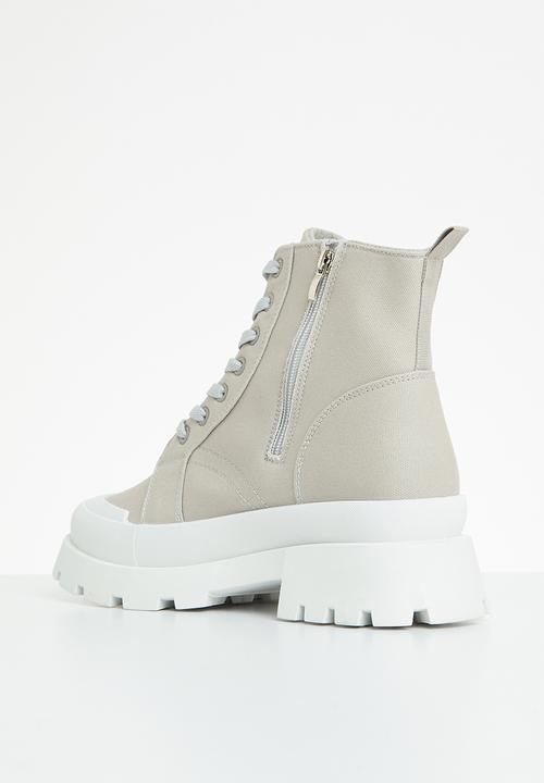 Superbalist - Fifi lace up boot - khaki