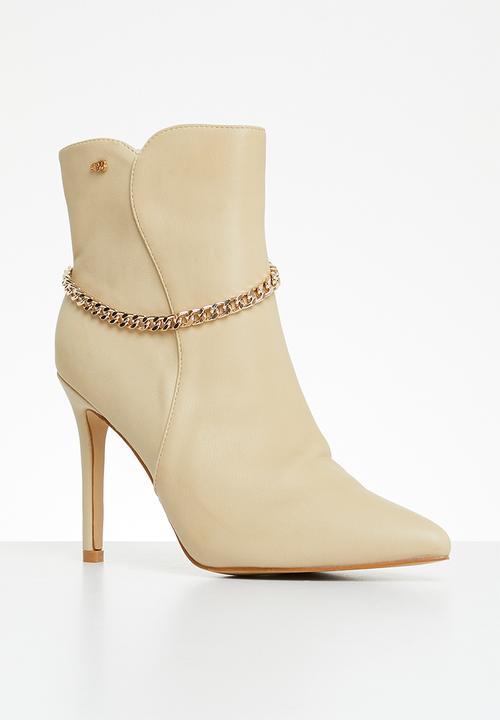 Miss Black - Boss 6 ankle boot - nude