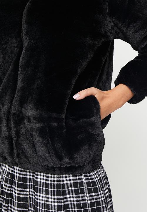 dailyfriday - Fuzzy jacket - black