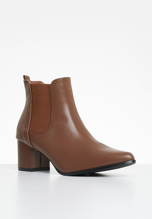 edit - Luna chelsea boot - brown