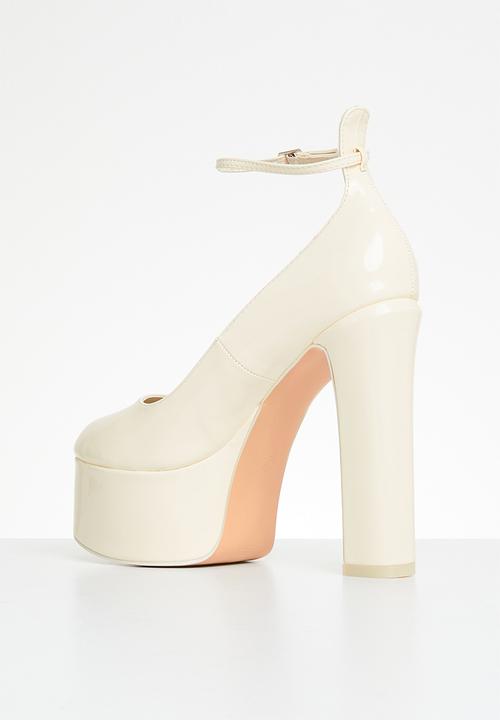Public Desire - Donatella platform heel - ecru 