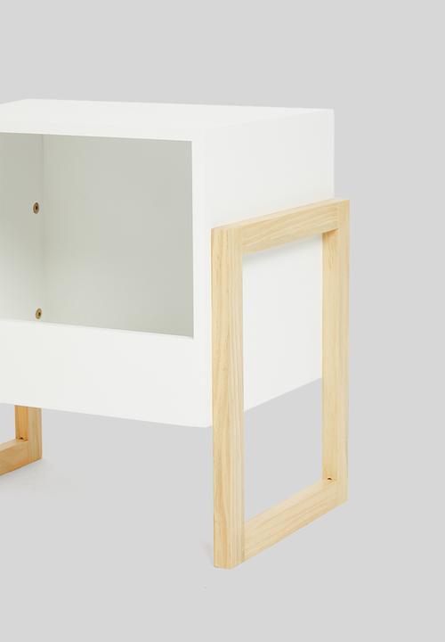 Sixth Floor - Gryphon stackable pedestal - white