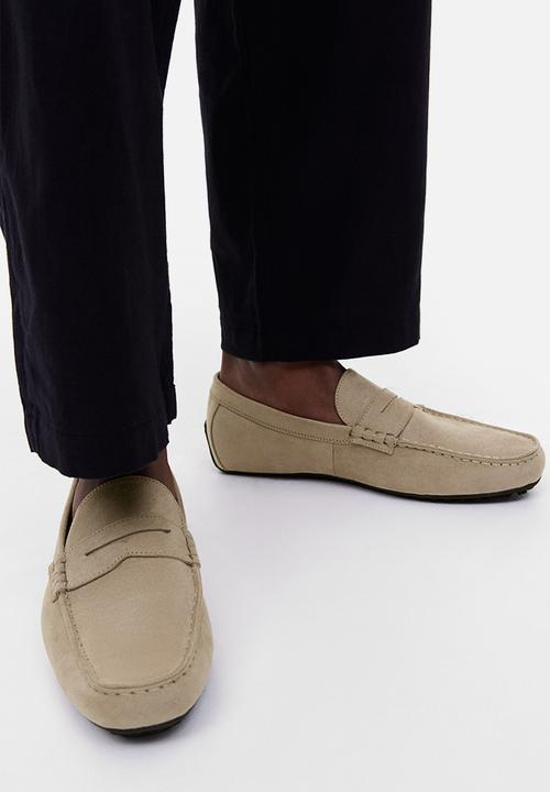 H&M - Imitation suede driving shoes - beige