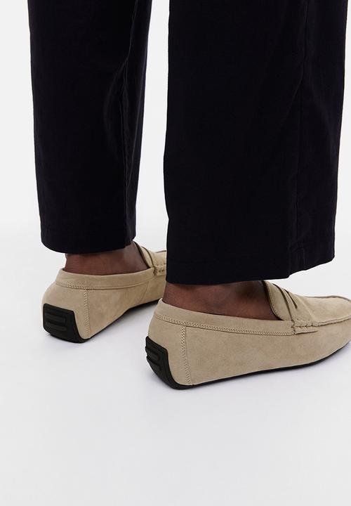 H&M - Imitation suede driving shoes - beige