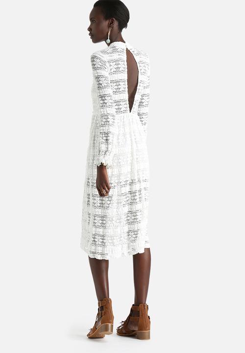 Motel - Floral Lou Victorian Mid Lace Dress
