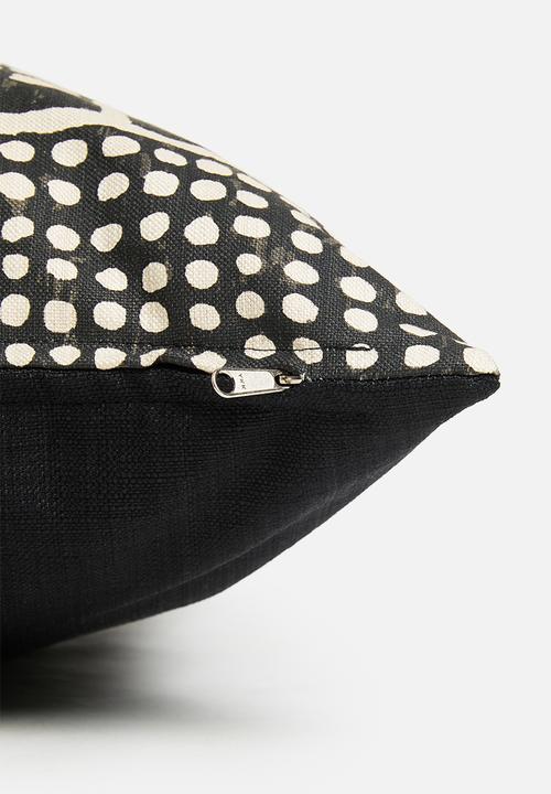 Hertex Fabrics - Mali Cushion cover-Darkness