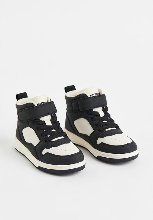 H&M - Hi-top trainers - black/white