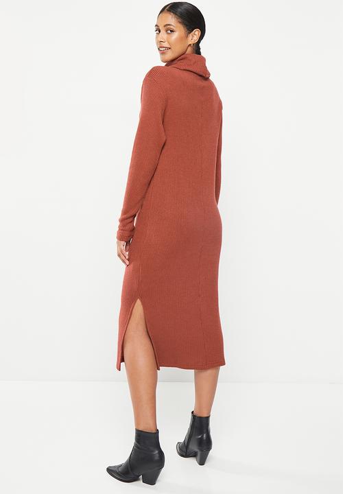 Me&B - Poloneck maxi rib knit dress - tobacco