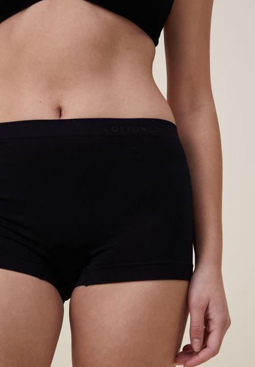 Cotton On - Seamless light weight boyshort brief - black debossed