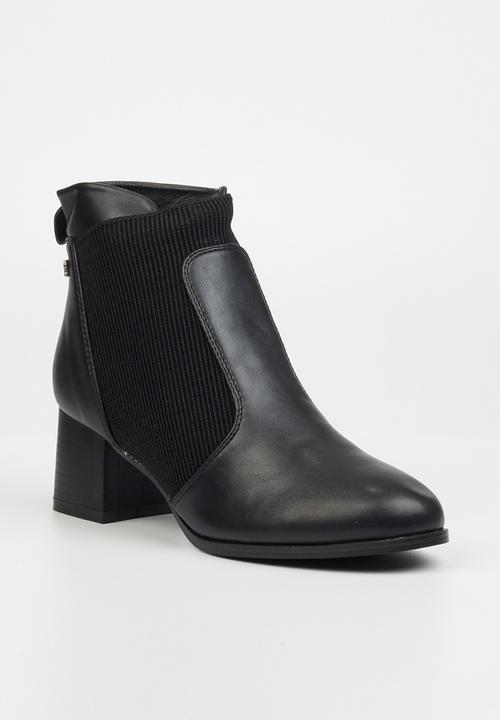 Butterfly Feet - Ethos 1 ankle boot - black