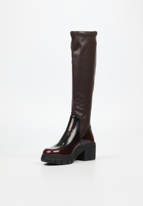 Miss Black - Calypso 2 knee length boot - burgundy