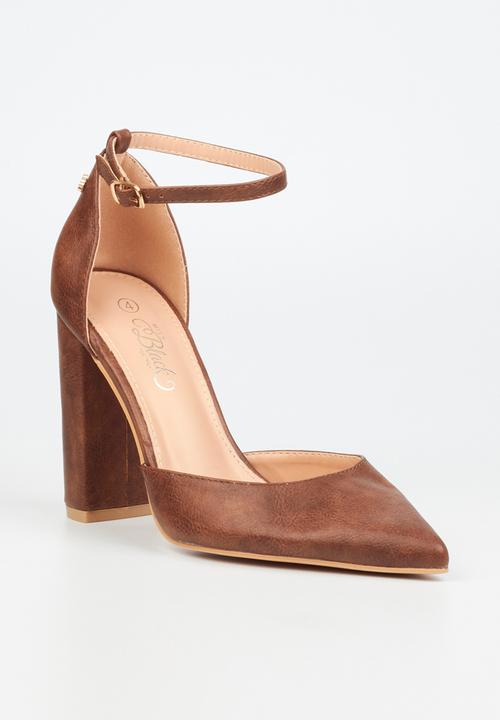 Miss Black - Criss3 ankle strap heel - chocolate