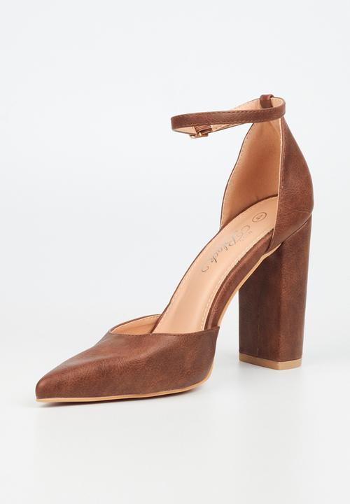Miss Black - Criss3 ankle strap heel - chocolate