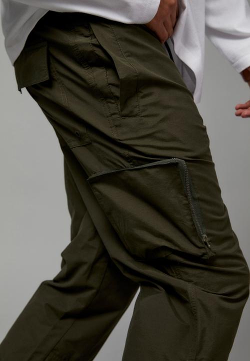 Cotton On - street utility pant - Mountain green
