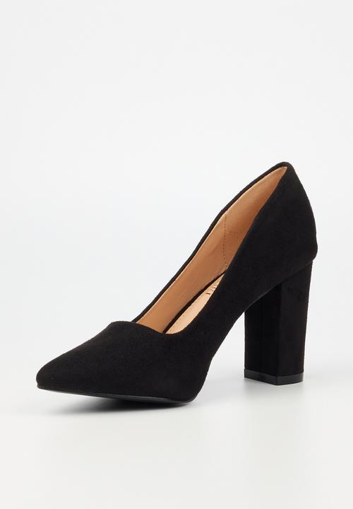 Butterfly Feet - Uma 2 court heel - black