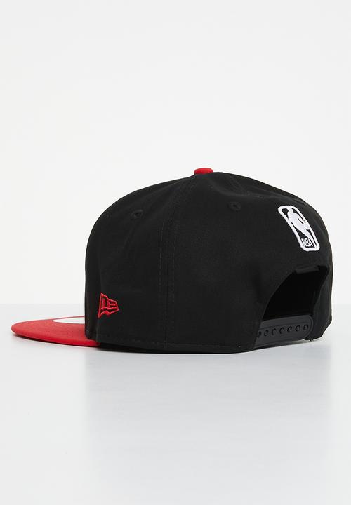 New Era - 950 team patch chibul - black