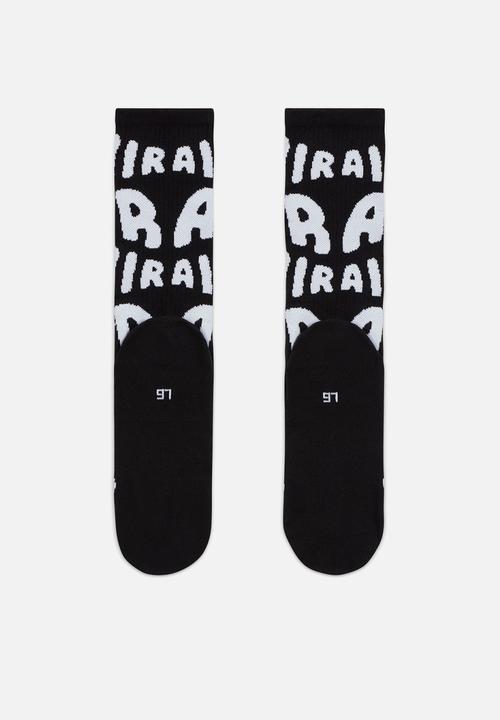 Nike - Nike Everyday Essentials Crew Socks