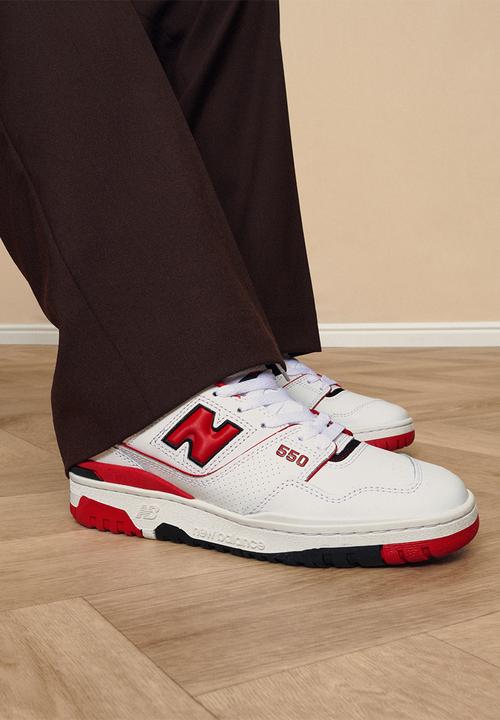 New Balance  - 550 - courtside - white/ team red