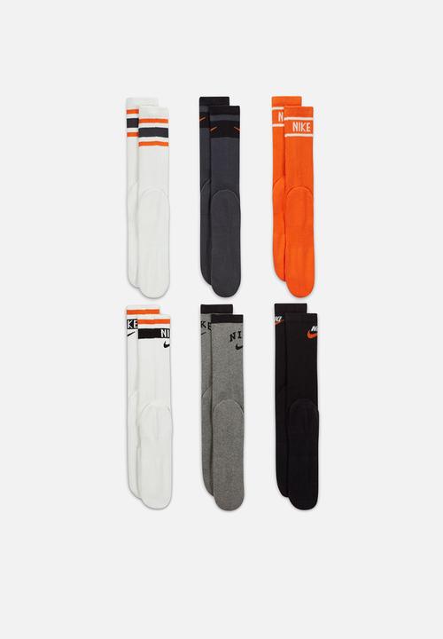 Nike - Nike Everyday Plus Cushioned Crew Socks (6 Pairs)