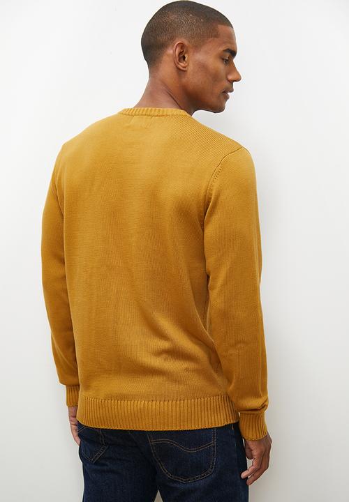 Lark & Crosse - Enzyme washed regular fit textured knit - mustard