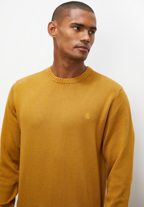 Lark & Crosse - Enzyme washed regular fit textured knit - mustard