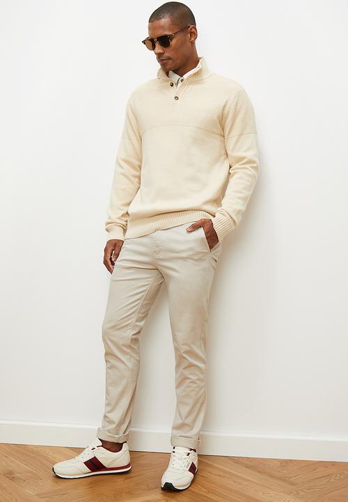 Lark & Crosse - Chunky button half neck pullover - oatmeal