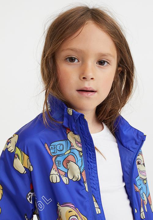 H&M - Patterned windbreaker - bright blue/paw patrol