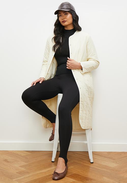 edit - Collarless puffer coat - ecru