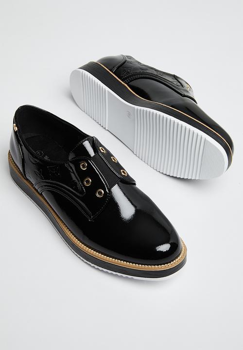 Butterfly Feet - Azalea 5 brogue - black
