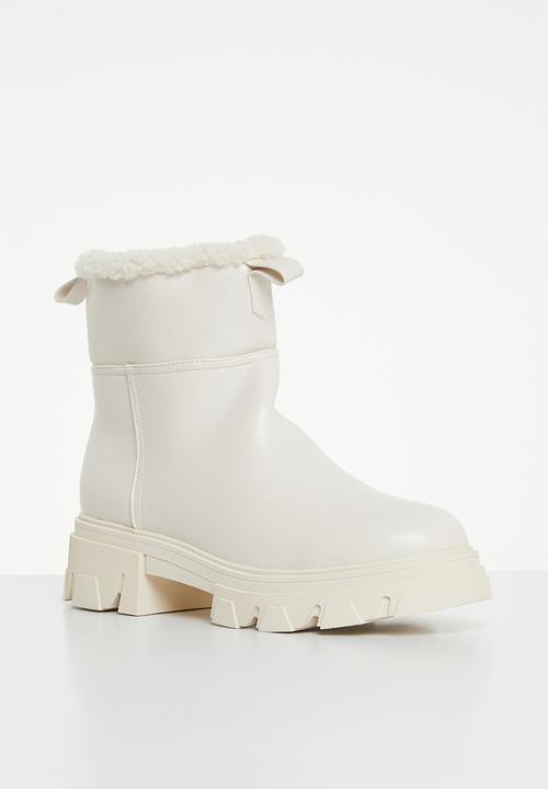 Public Desire - Chilli ankle boot - ecru