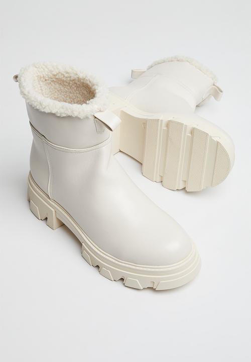 Public Desire - Chilli ankle boot - ecru