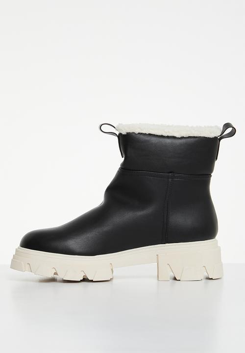 Public Desire - Chilli ankle boot - black 