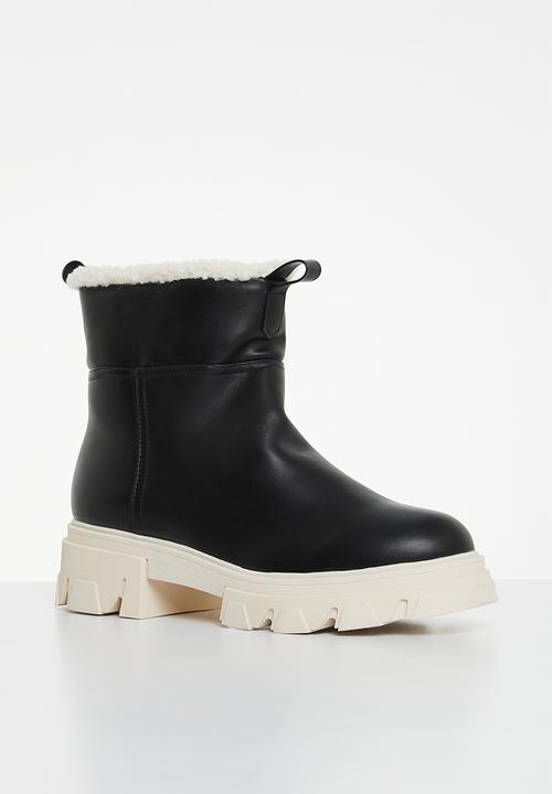 Public Desire - Chilli ankle boot - black 