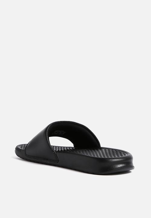Nike - Benassi JDI - black / white