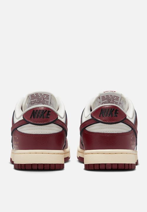 Nike - Dunk low special edition