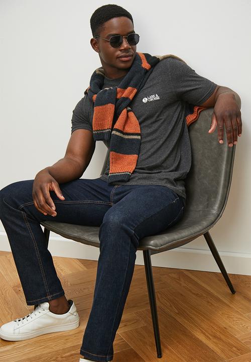 Lark & Crosse - Leo organic crew neck tee w/ chest embroidery - charcoal melange