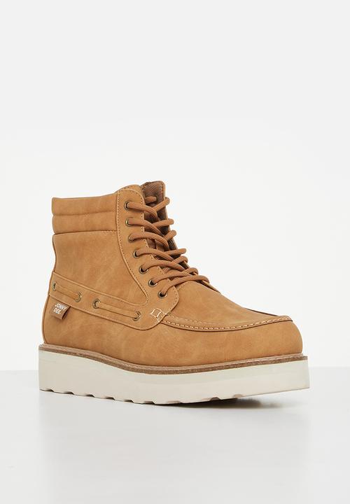 Jonathan D - J dax nubuck boot - tan