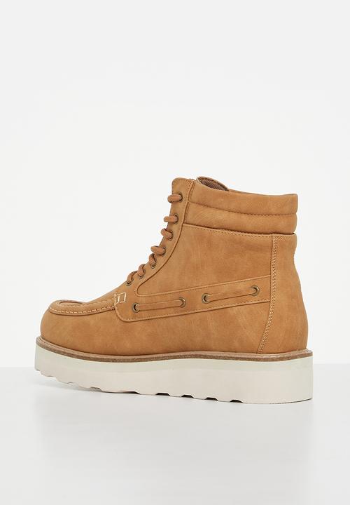 Jonathan D - J dax nubuck boot - tan