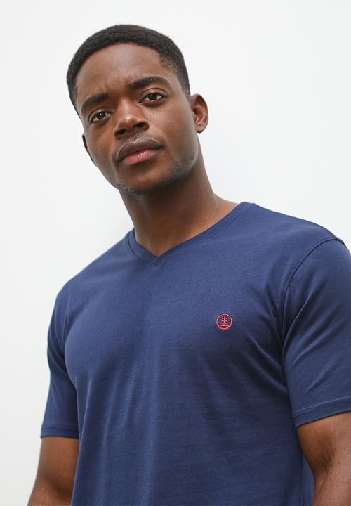 Lark & Crosse - 2-pack velo conscious v-neck neck tee chest emrboidery - navy & white