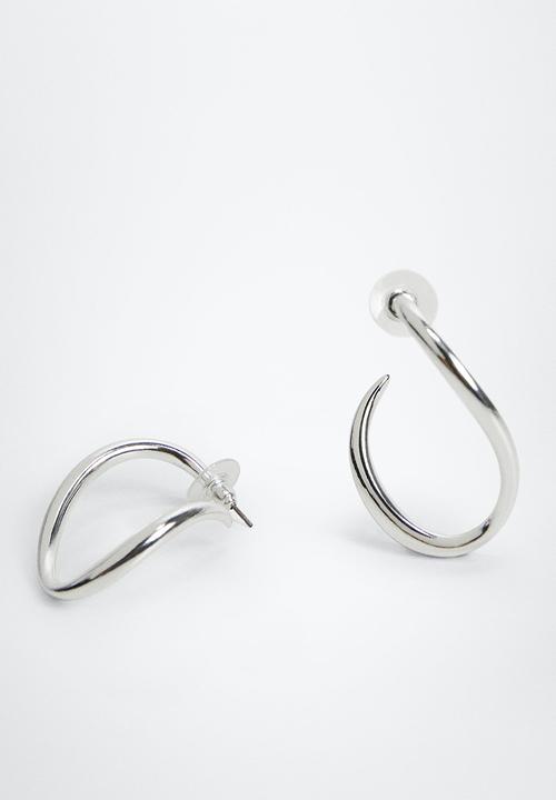 MANGO - Twisted hoop earrings - silver