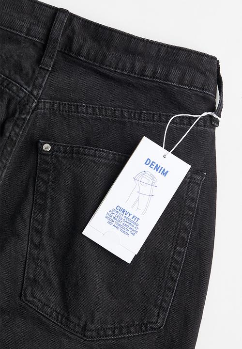H&M - Curvy fit straight high jeans - black
