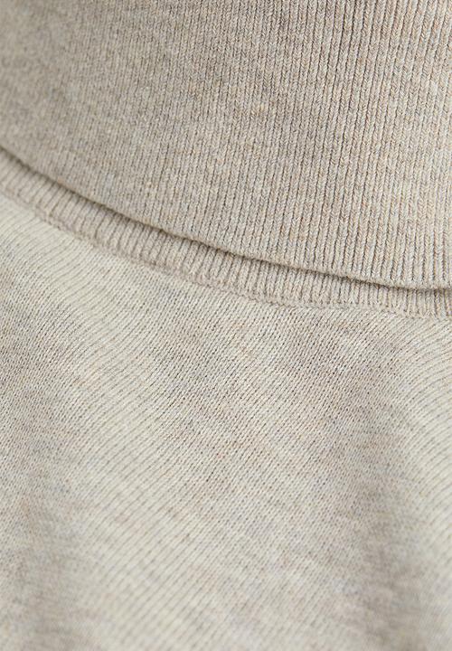 H&M - Slim fit fine-knit polo-neck jumper - greige