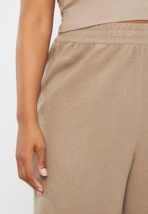 Reebok - Plus cl wde fl pant - taupe
