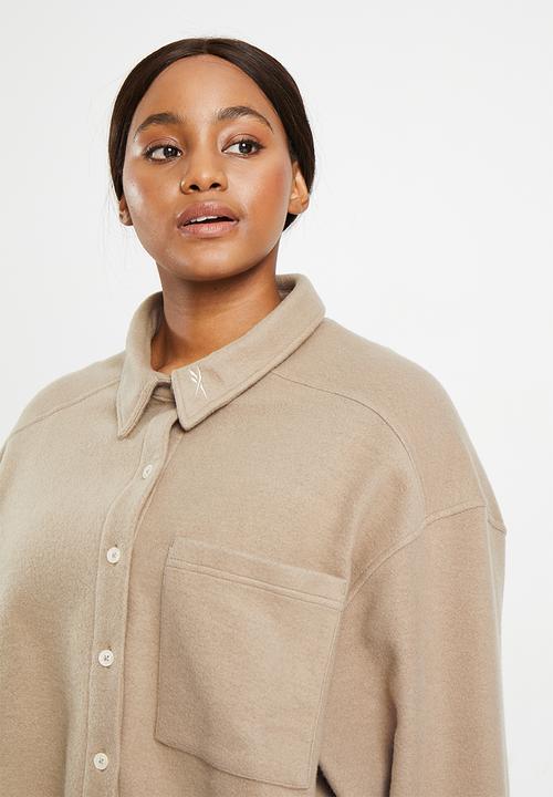 Reebok - Plus cl wde fleece layer - taupe