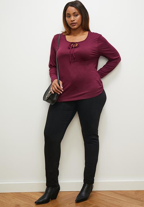 edit - Front tie detail tee - burgundy