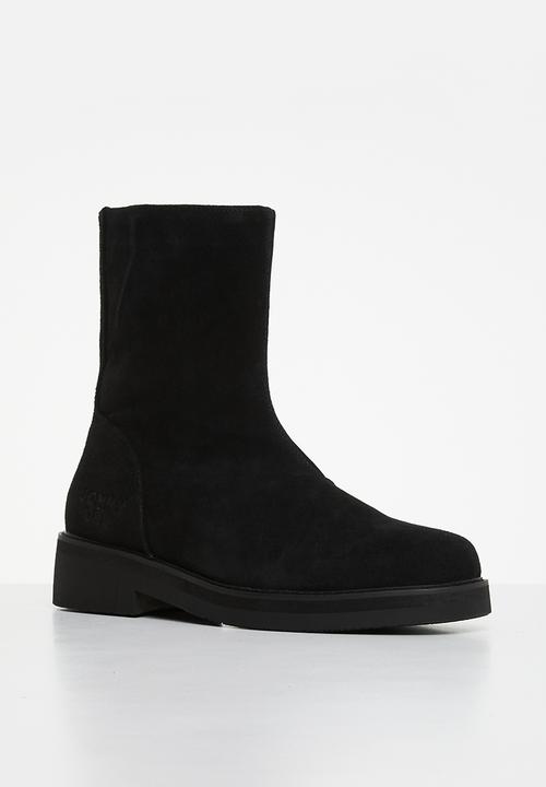 Jonathan D - J nash genuine suede boot - black