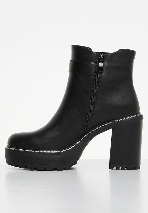 Plum - Jemila ankle boot - black
